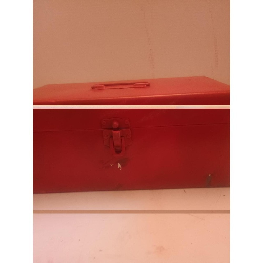 Metal Box - Picture 2 of 4